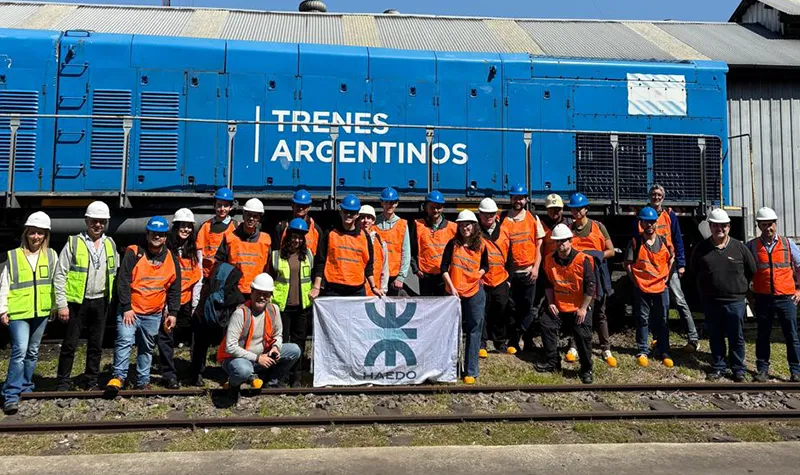 Estudiantes en el Ferrocarril Belgrano Sur